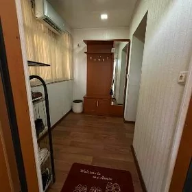 5 мкр.,2ком квартира, 1 этаж