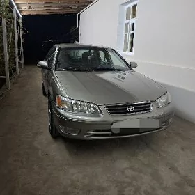 Toyota Camry 1999