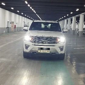Ford Expedition 2022