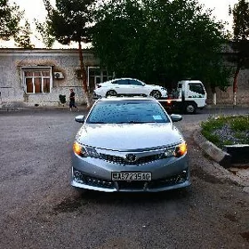 Toyota Camry 2012