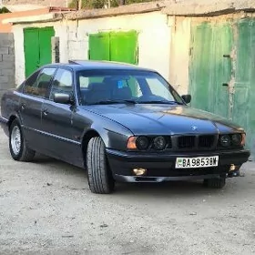 BMW 525 1993
