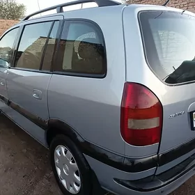 Opel Zafira 2000