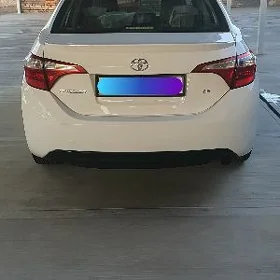 Toyota Corolla 2015