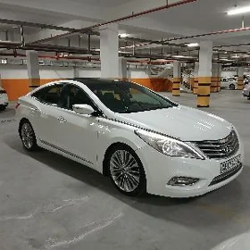 Hyundai Azera 2011