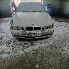 BMW E39 1998