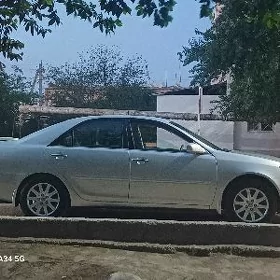 Toyota Camry 2004