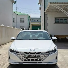Hyundai Elantra 2023