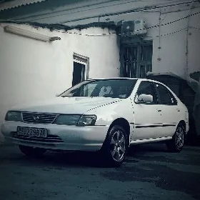 Nissan Sunny 1997