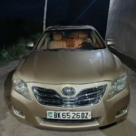 Toyota Camry 2010