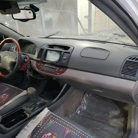 Toyota Camry 2002