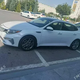 Kia Optima 2020