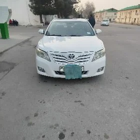 Toyota Camry 2010