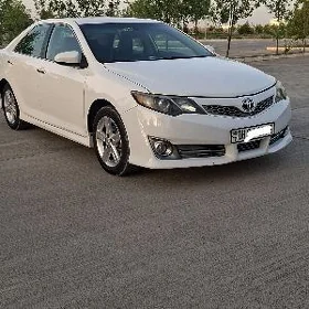 Toyota Camry 2012