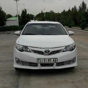 Toyota Camry 2013