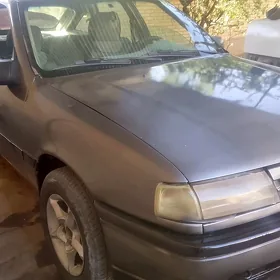 Opel Vectra 1992