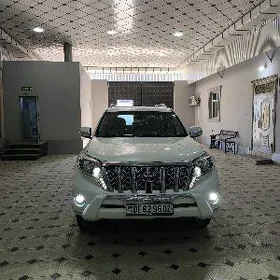 Toyota Land Cruiser Prado 2014