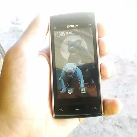 Nokia X6-00