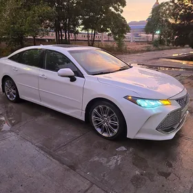 Toyota Avalon 2020