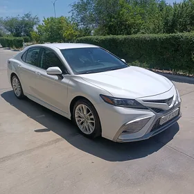 Toyota Camry 2022