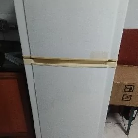 Холодильник Samsung