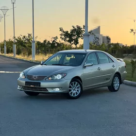 Toyota Camry 2004