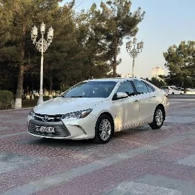 Toyota Camry 2017