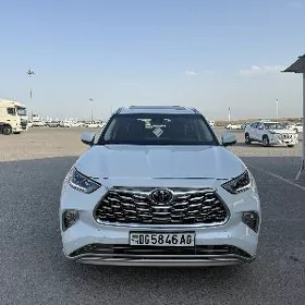Toyota Highlander 2022