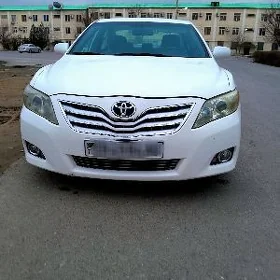 Toyota Camry 2010