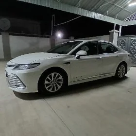 Toyota Camry 2022