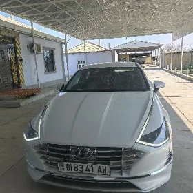 Hyundai Sonata 2021