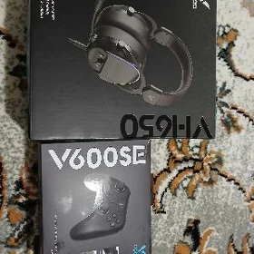 Igrawoy nausnik. +Joystik.