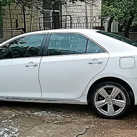 Toyota Camry 2013