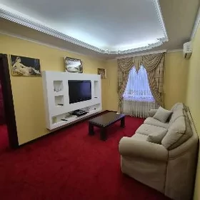 Марыйская 1в2 комнаты 2этаж