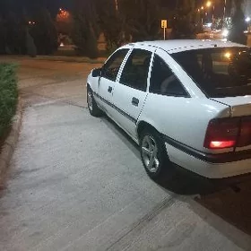 Opel Vectra 1992