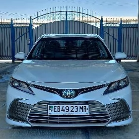 Toyota Camry 2022