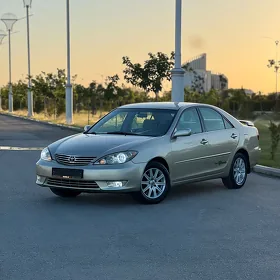 Toyota Camry 2004