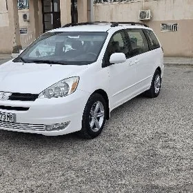 Toyota Sienna 2005