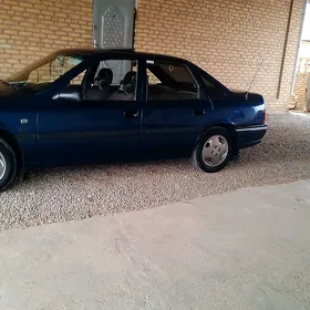 Opel Vectra 1992