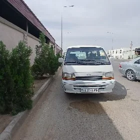 Toyota Hiace 1990