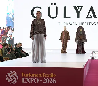 Aşgabatda halkara moda görkezilişi geçirildi
