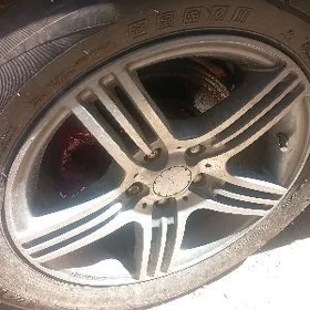 215.60. 16 AMG диска балон