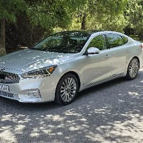 Kia Cadenza 2017