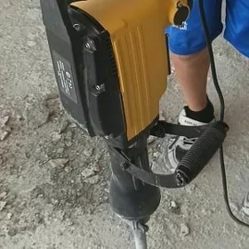 Hilti