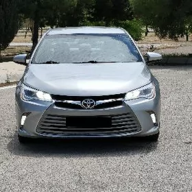 Toyota Camry 2016