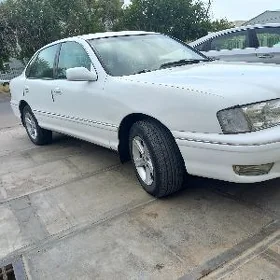 Toyota Avalon 1999