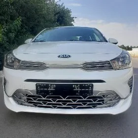 Kia Rio 2021