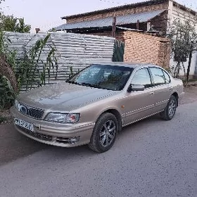 Nissan Maxima 1999