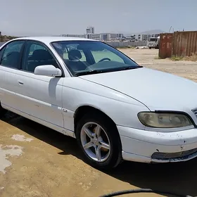 Opel Omega 2002