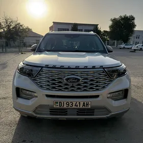 Ford Explorer 2021