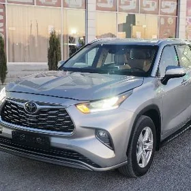 Toyota Highlander 2023